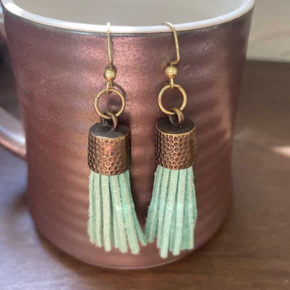 Bronze hammered metal and teal leather tassel earrings - Picture 2 of 3